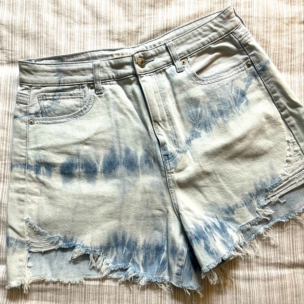 American Eagle Women’s shorts